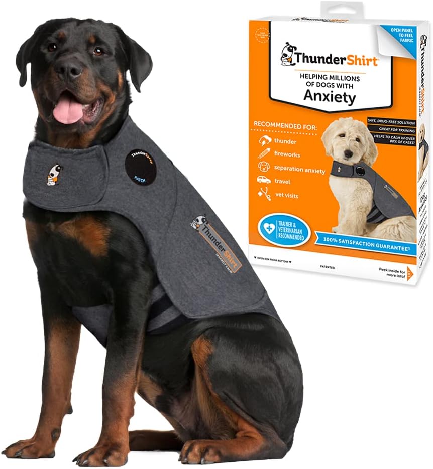 ThunderShirt para perros, chaleco calmante que reduce la ansiedad mediante presión suave, mostrado junto a su caja.